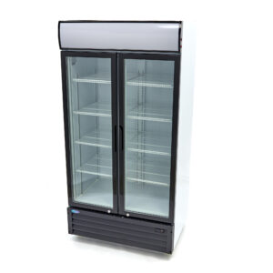 Italhűtő üvegajtós - felső világítópanellel - nyíló ajtók - display hűtő -  800L - Maxima 09404030